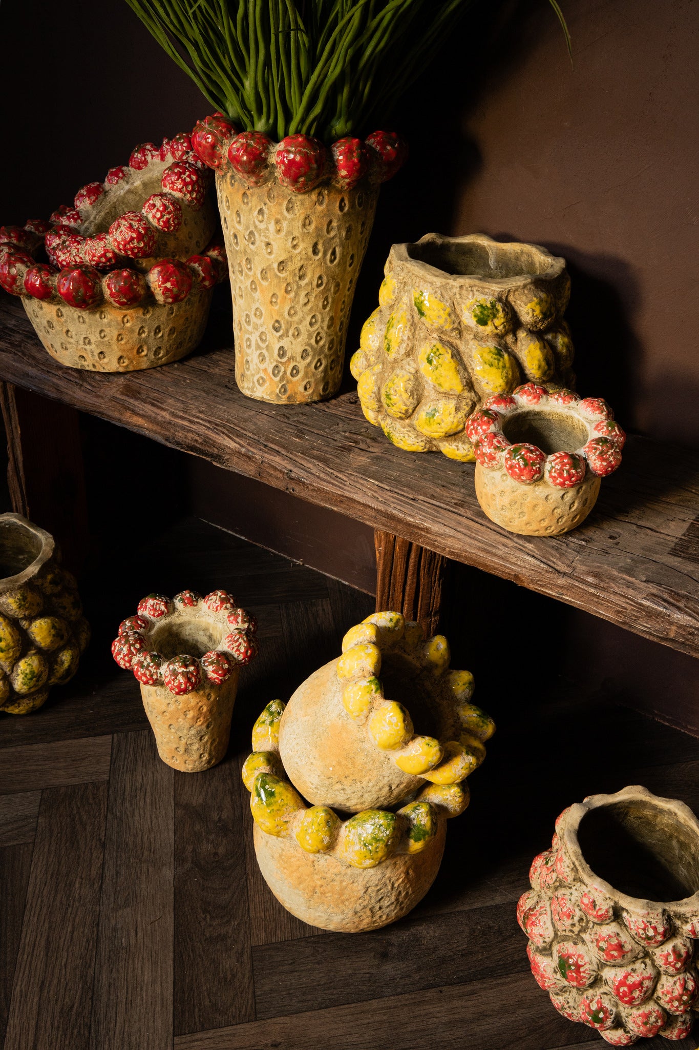Fruitsy Yellow Round Terra Pot Lemons Edge High M