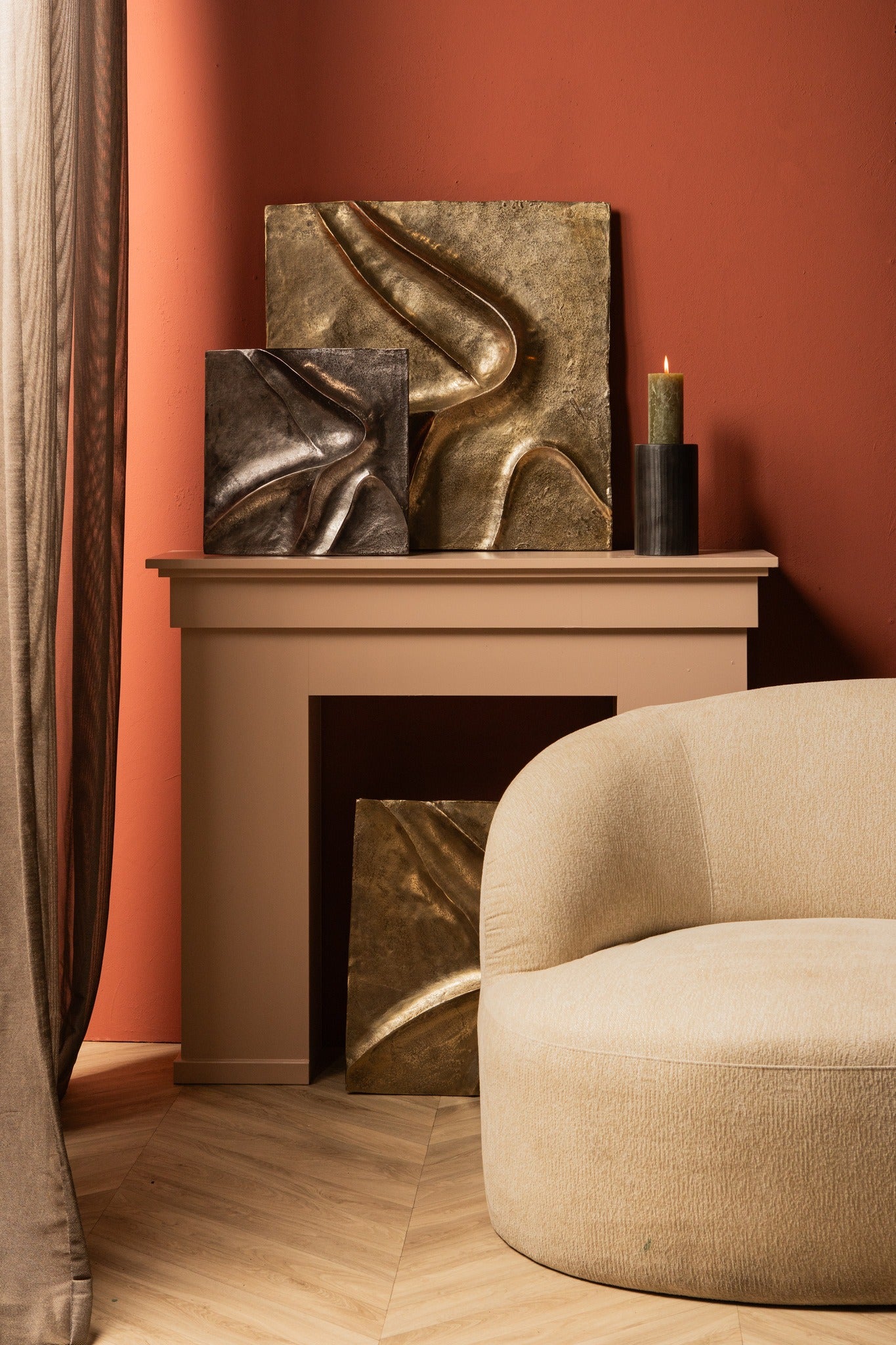 Gihan Gold Casted Alu Wall Panel Wave Lines L