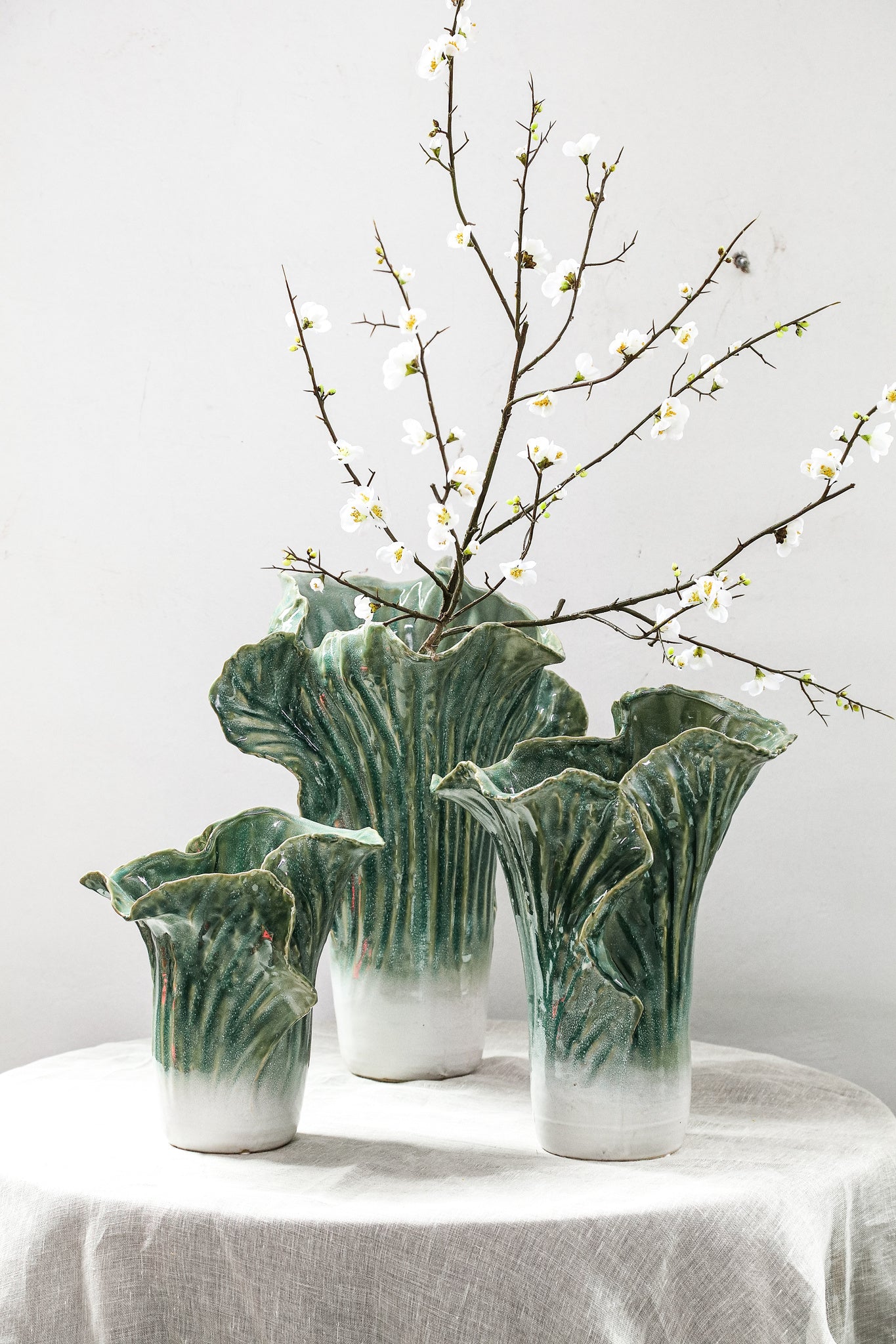 Swing Green Ceramic Pot Cabbage Shape M