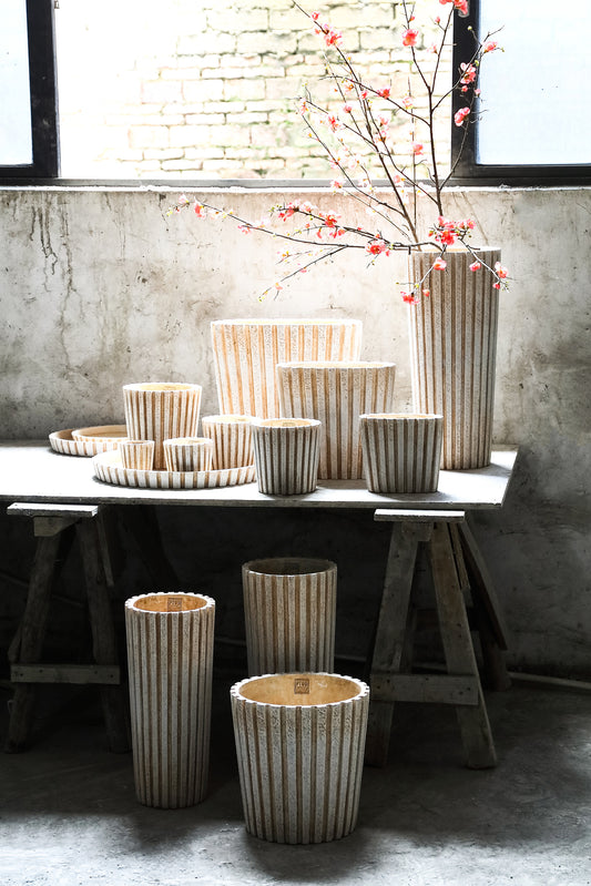 Marijus Cream Oval Cement Pot Ribbed M
