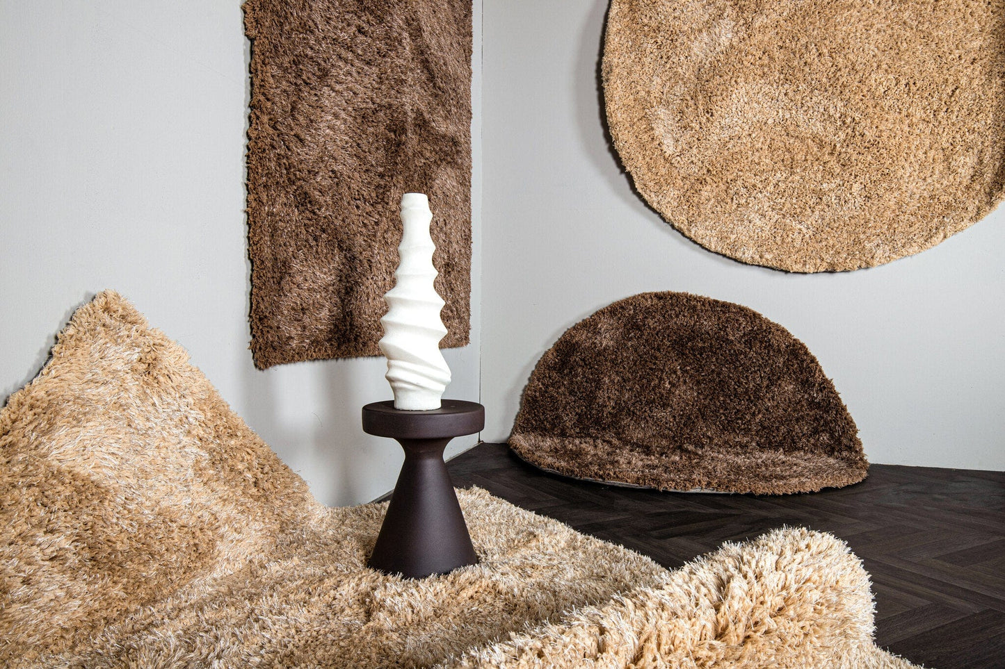 PTMD Jups Beige stof handgeweven tapijt rond L