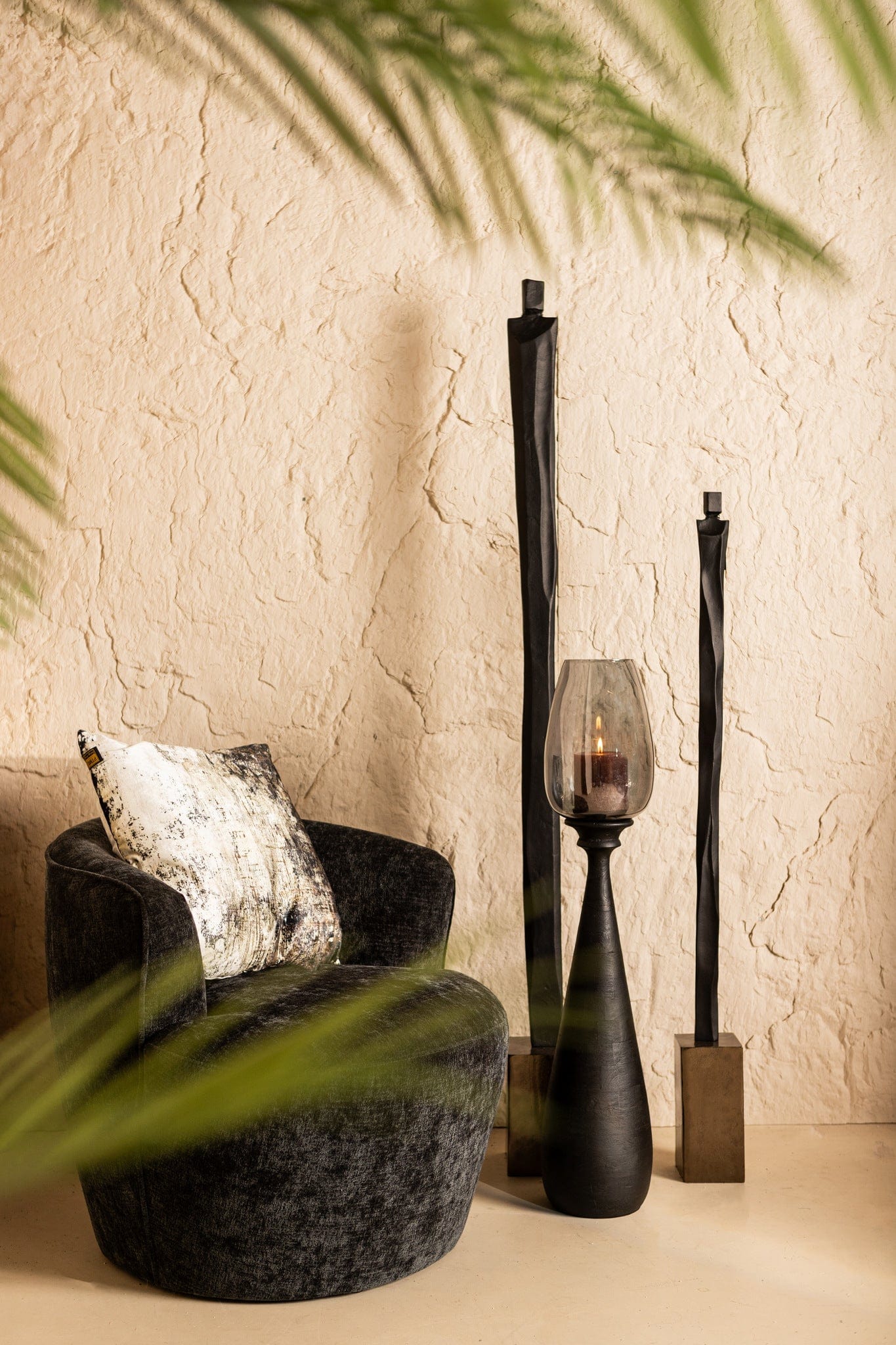 PTMD Midi Zwart mangohout stormlicht rookglas M