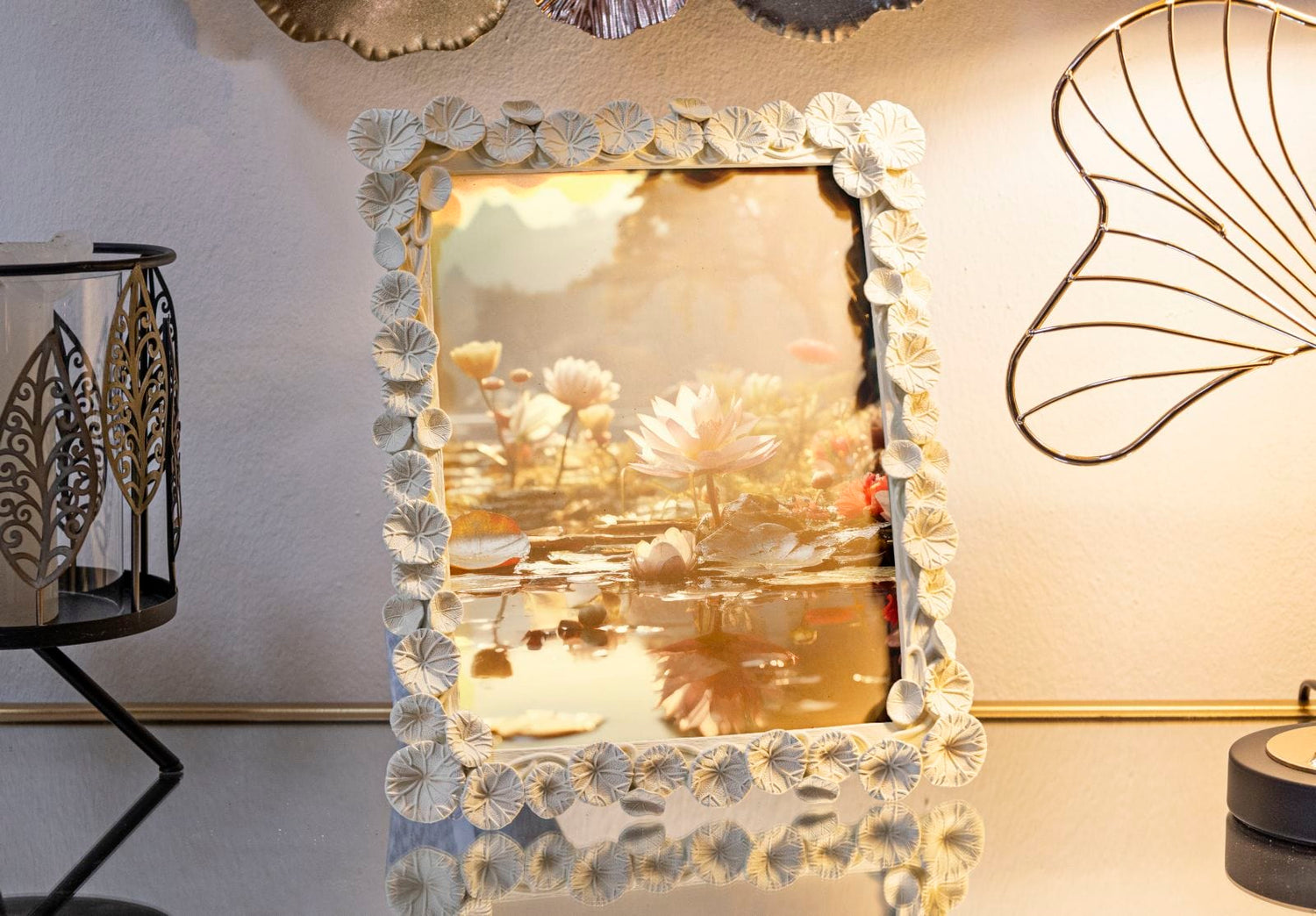 Mauro Ferretti PHOTOFRAME LOTUS CM 25,8X2X31 (INSIDE PHOTO SIZE CM 20X25)