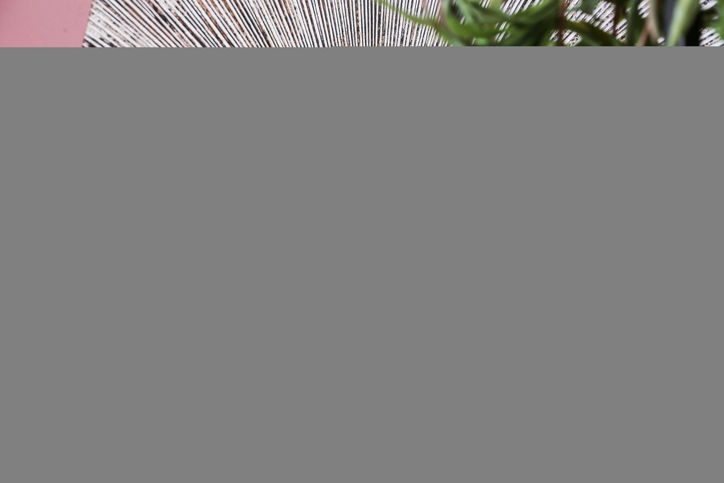 Zapp White Ribbed Wallpanel Round S
