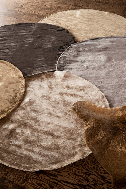 Flavia Black Viscose Handwoven Carpet Round S