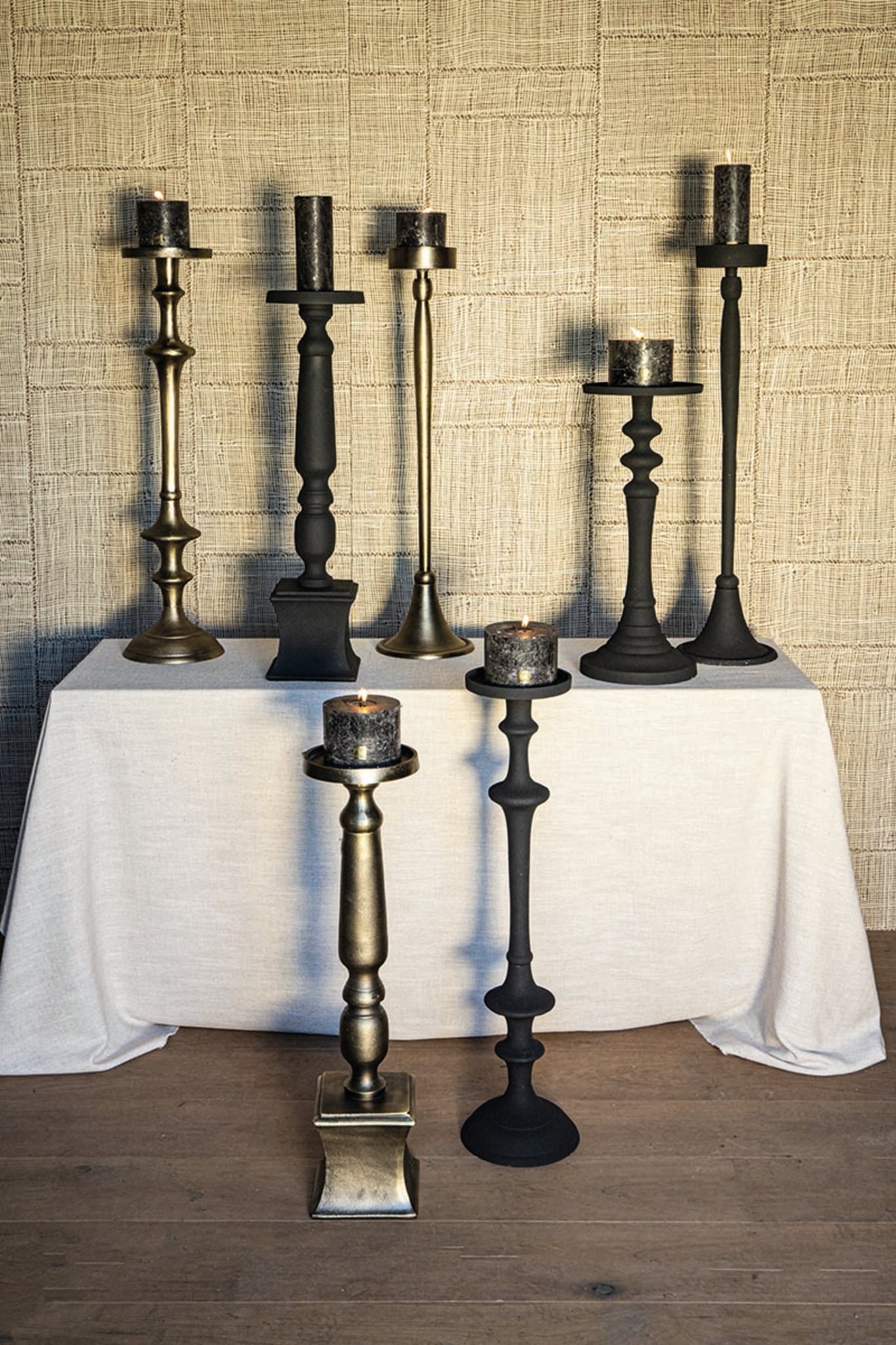 Yourney Brass Casted Alu Candleholder Round High