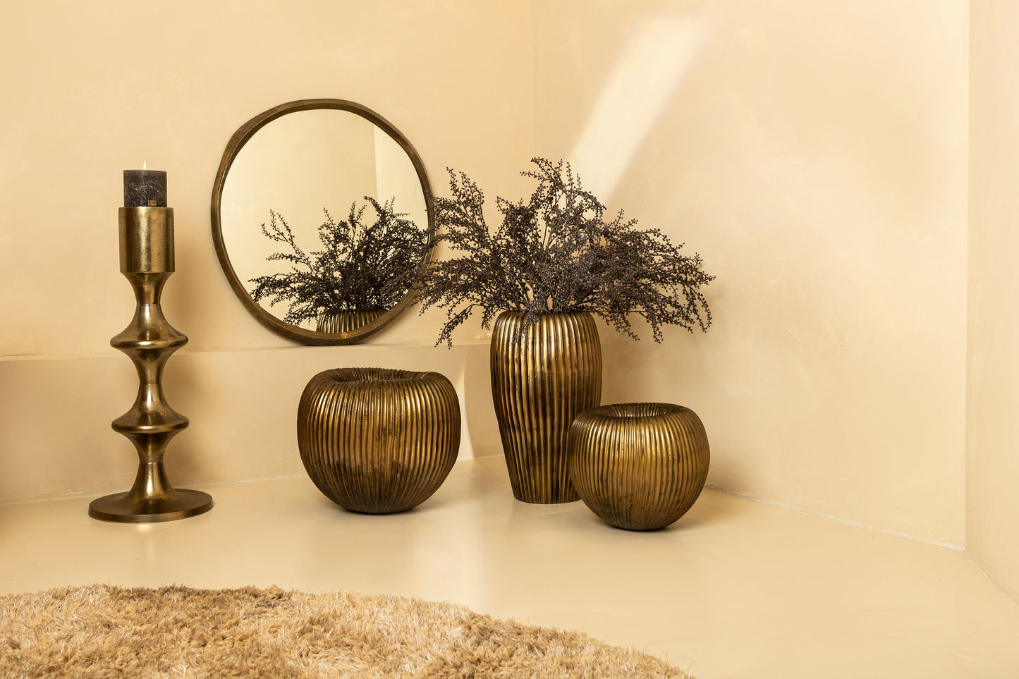Russel Gold Alu Round Pot Low Ribbed Wide