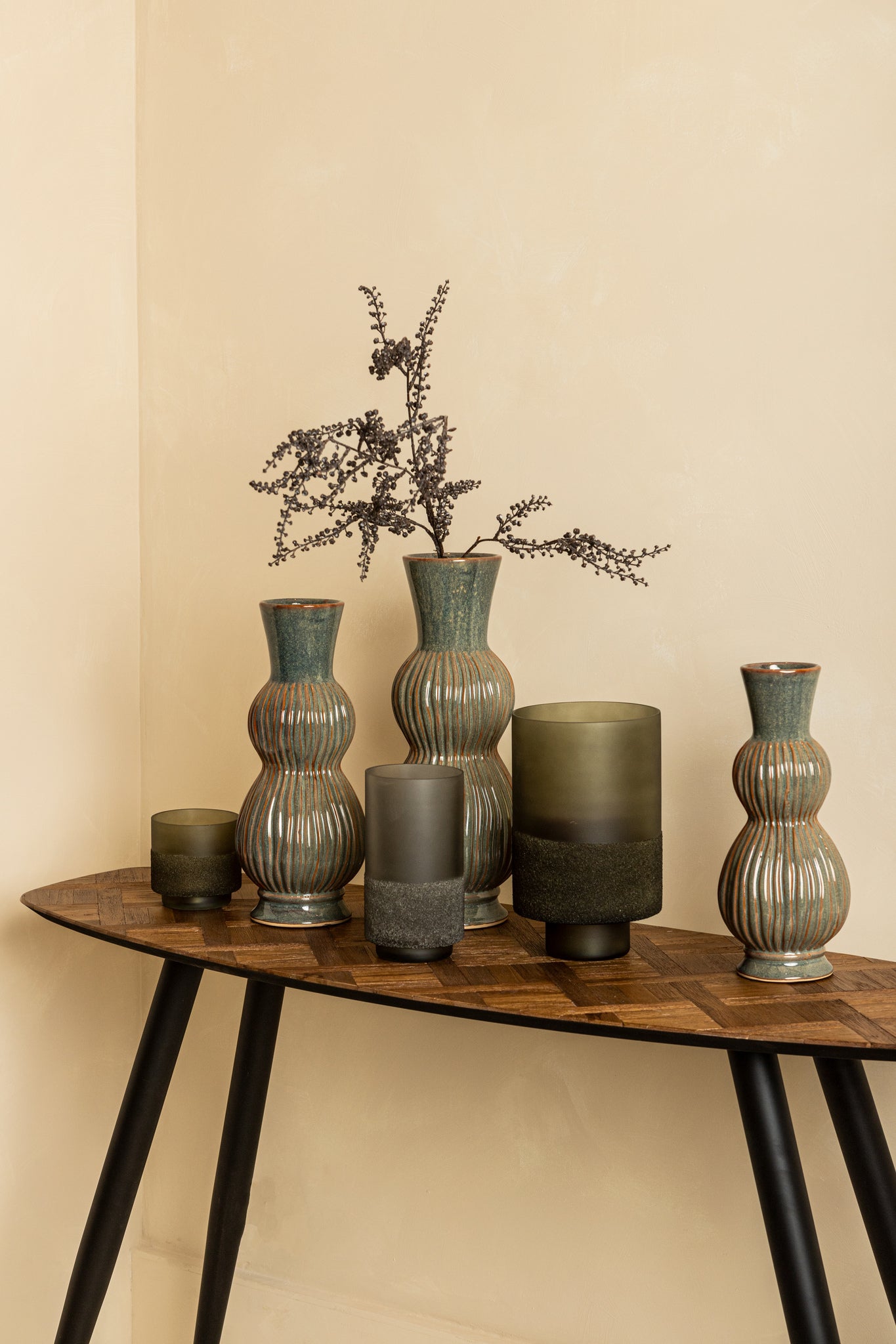 Oswald Blue Ceramic Pot High With Bulbs L