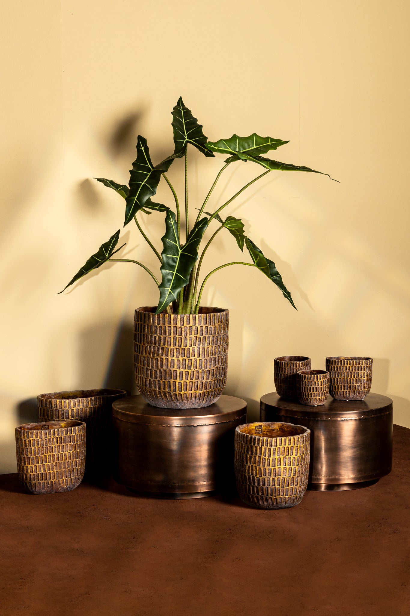 Vivienne Brown Cement Oval Pot With Rectangles L