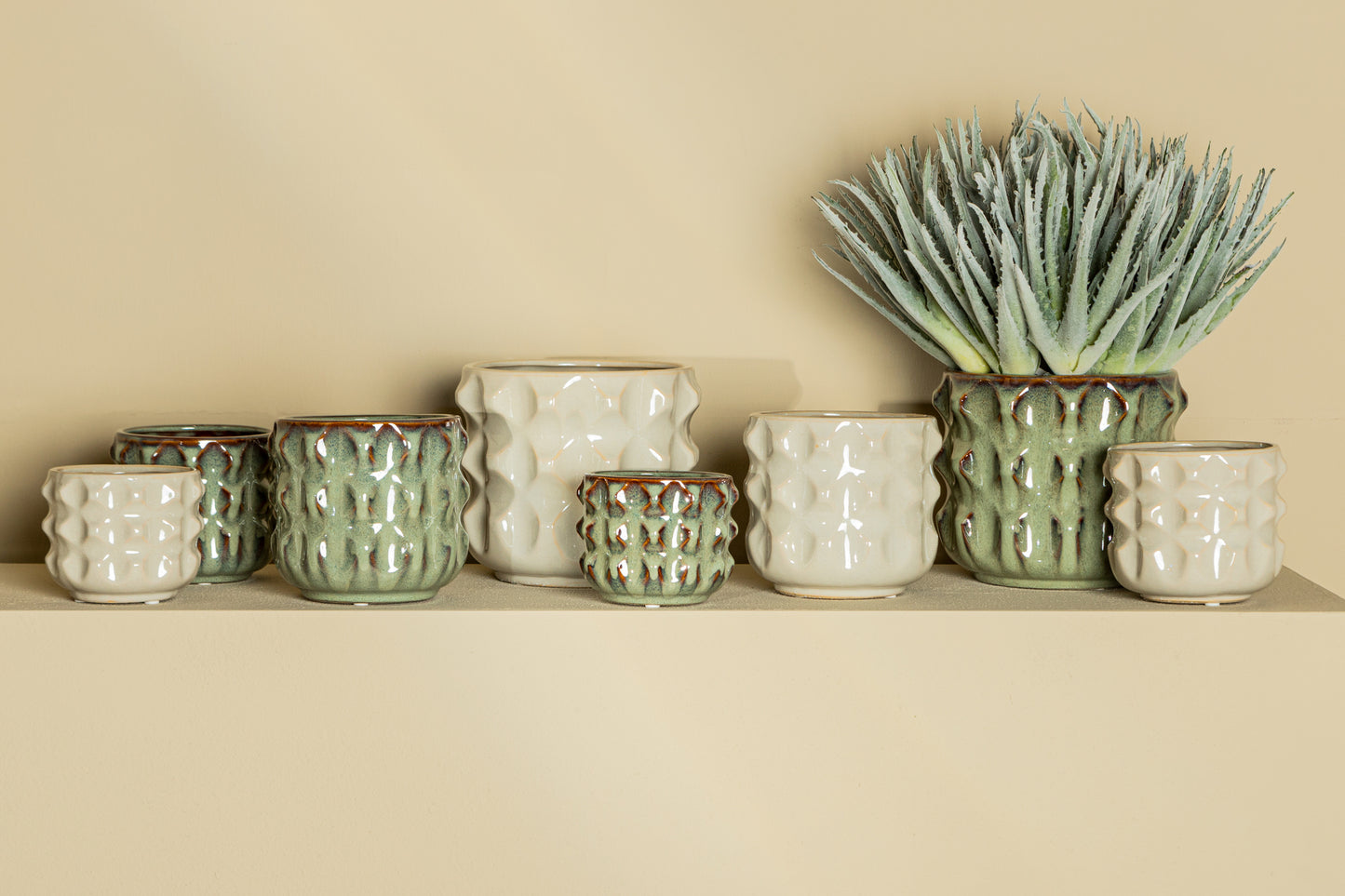 Delany Cream Glazed Ceramic Pot 3D Triangle S