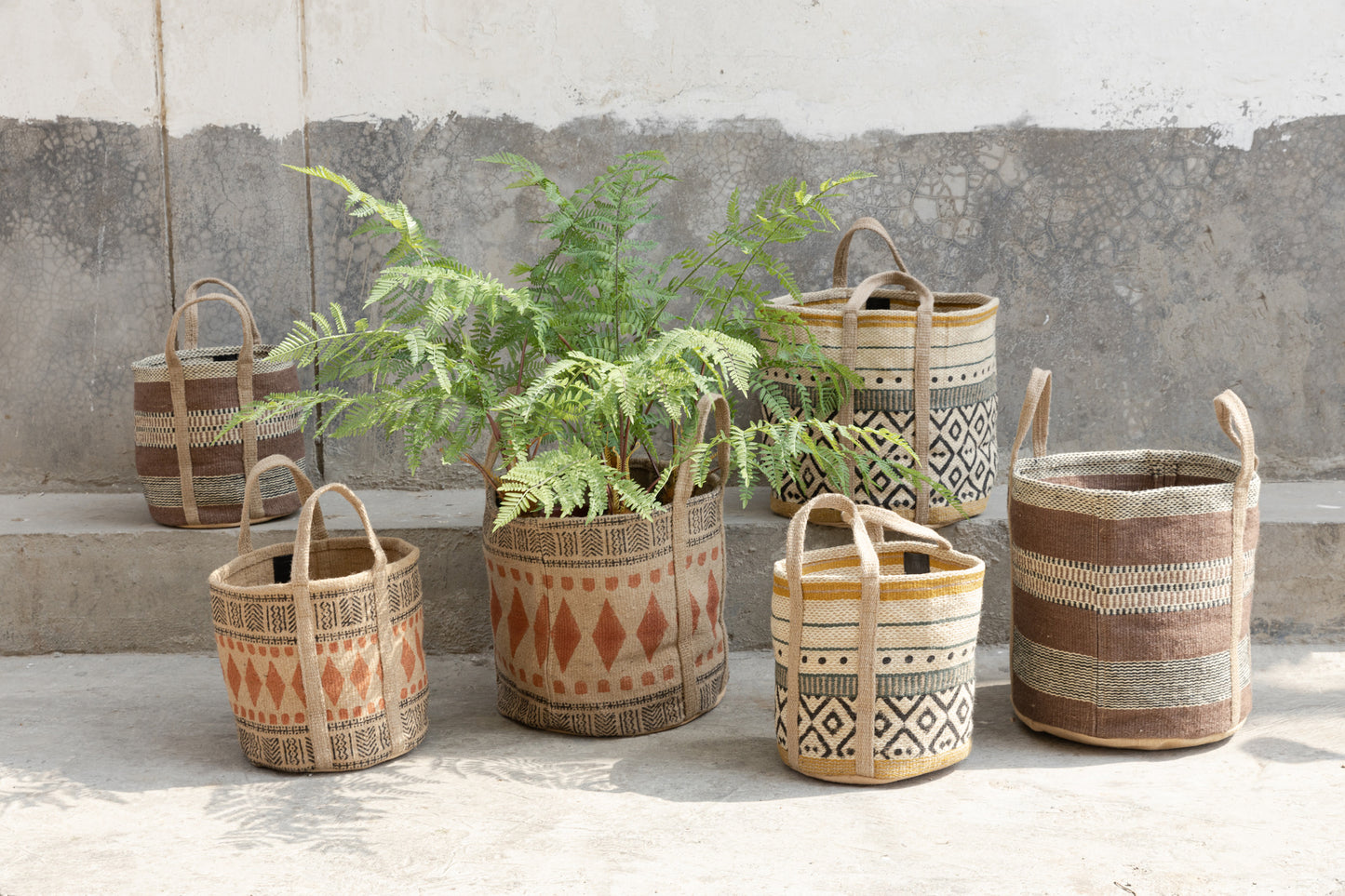 Toccara Brown Jute Round Basket Lines Pattern S