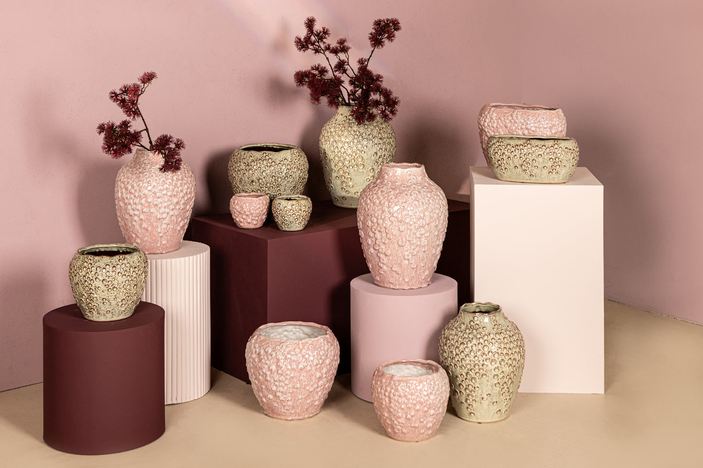 Avis PInk Ceramic Pot Round Shaped Scales High L