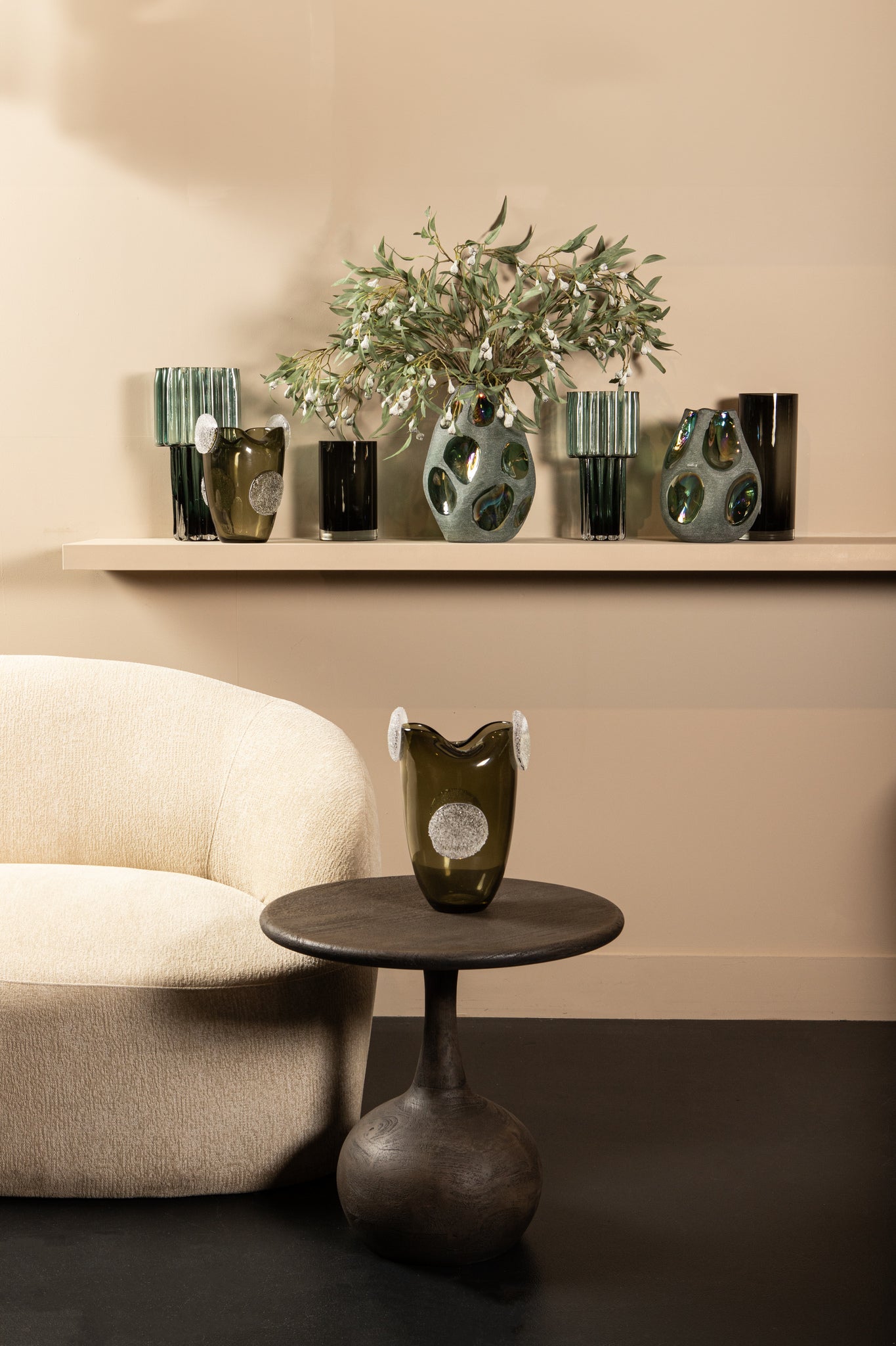 Tammara Black Thick Glass Vase Simple Round L