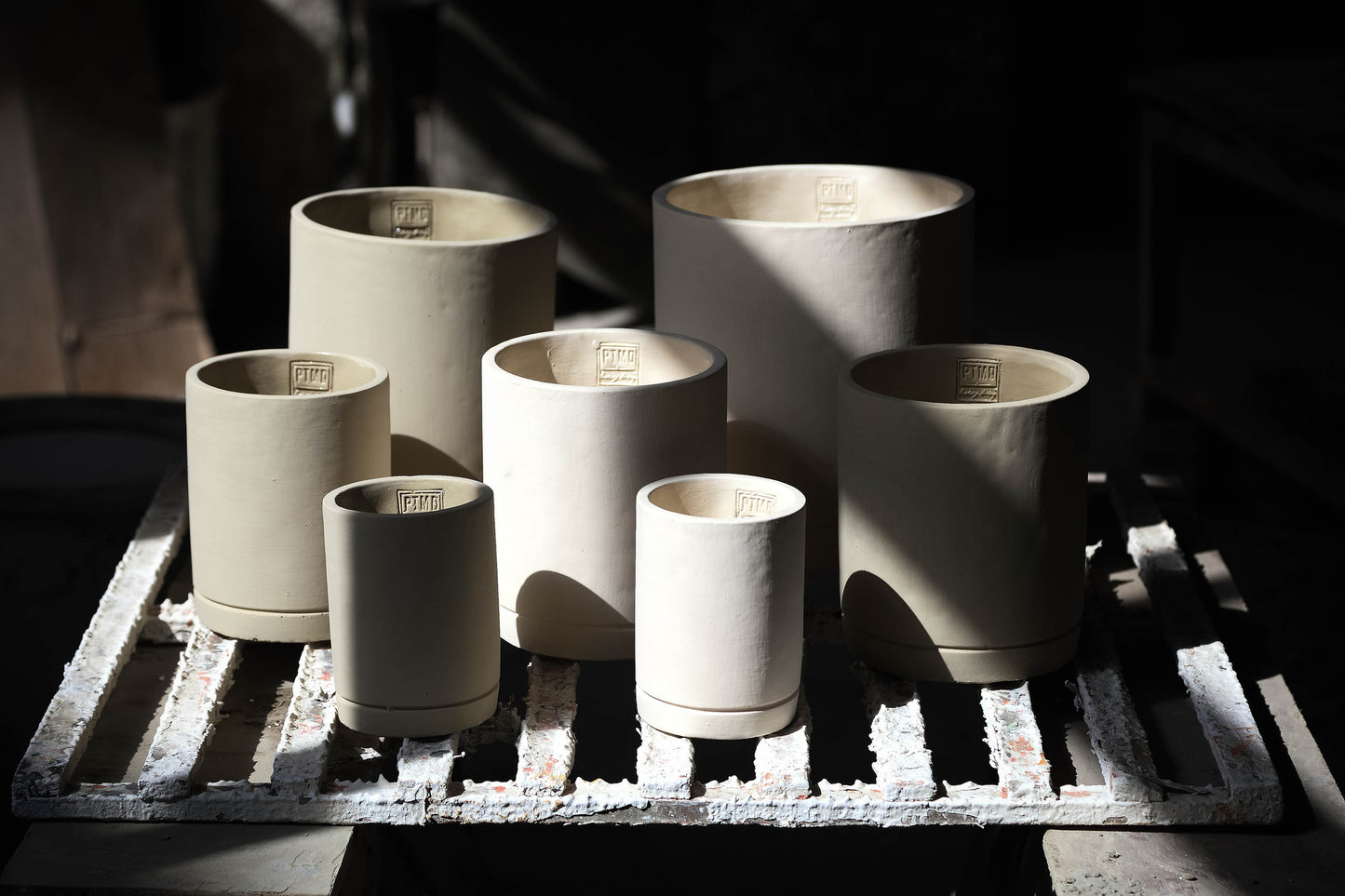 Vik Cream Cement Cylinder Pot Round Matt L