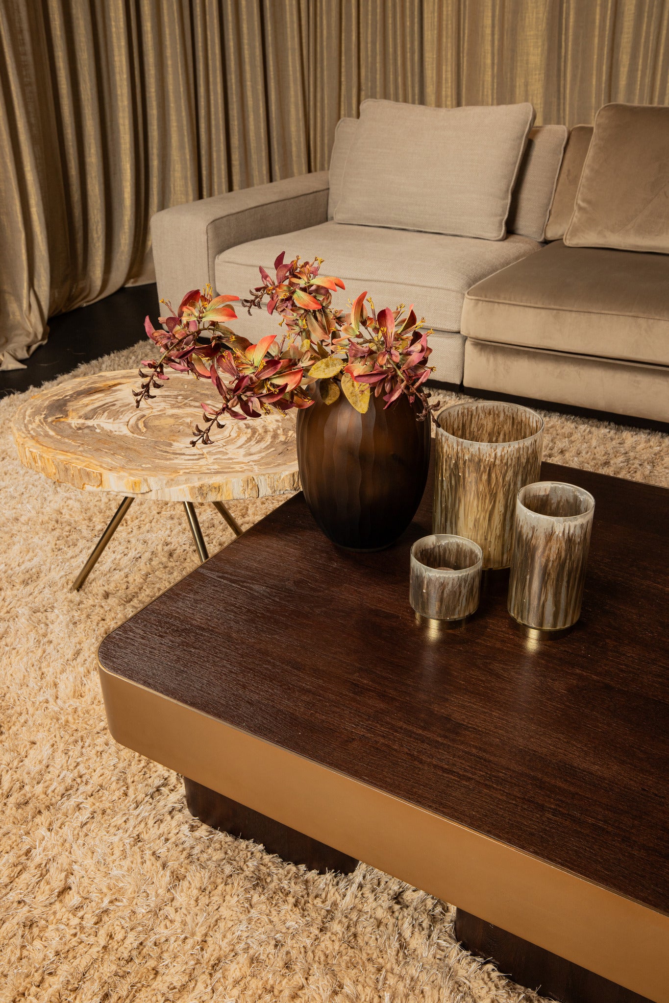 Warren Coffee Table 90x90x31 Brown Wood Gold Metal