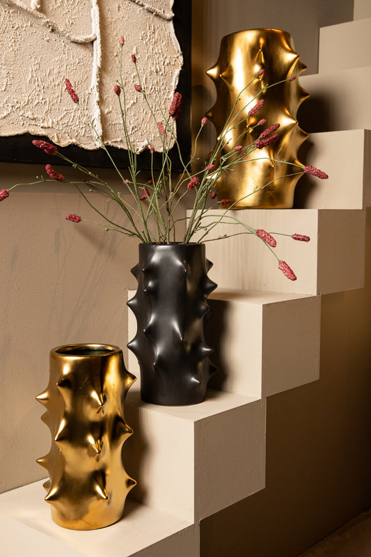 Oswaldo Black Round Shaped Ceramic Pot Bulges Low