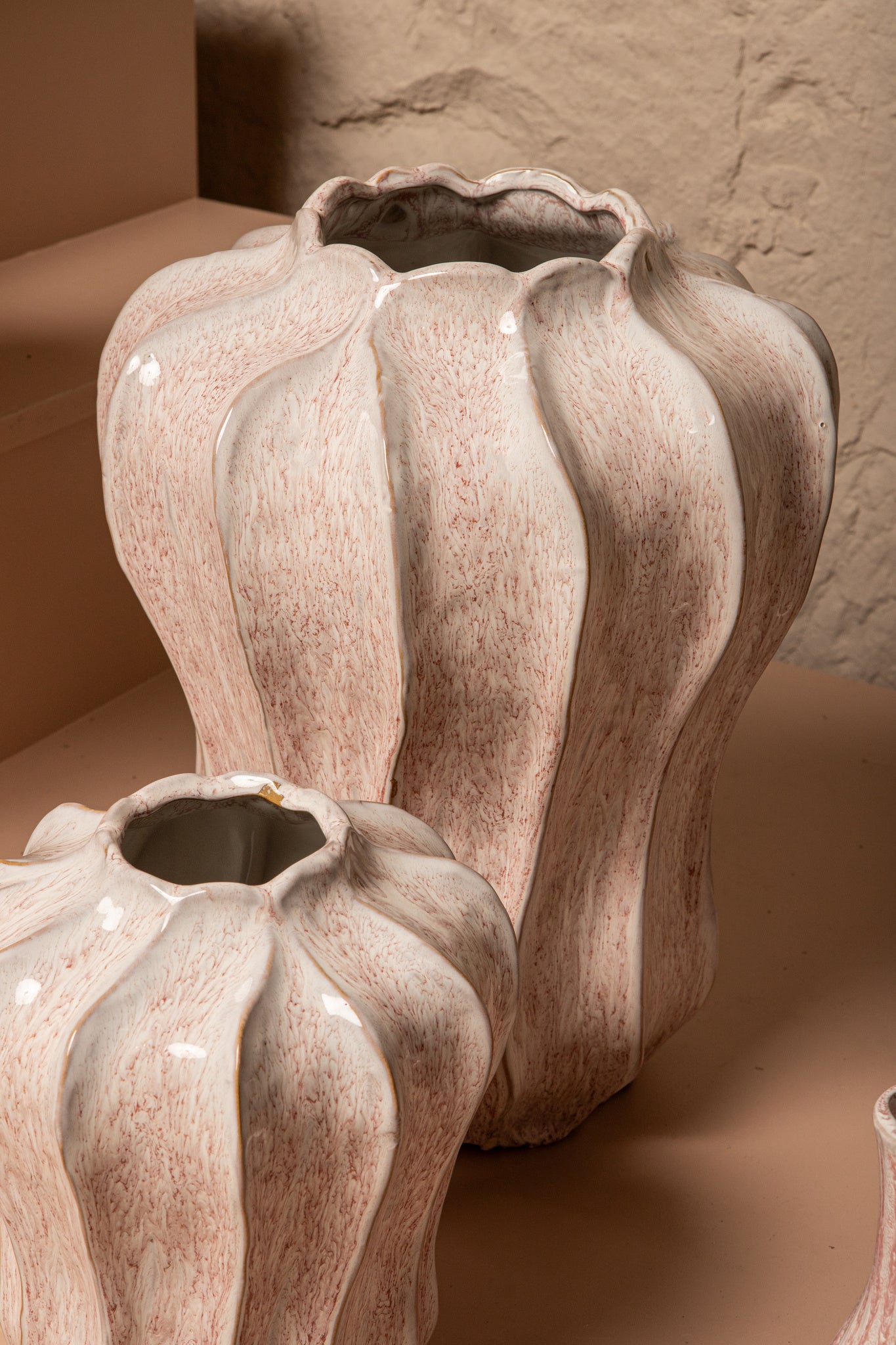 Hamish Pink Ceramic Round Wavy Shaped Vase S