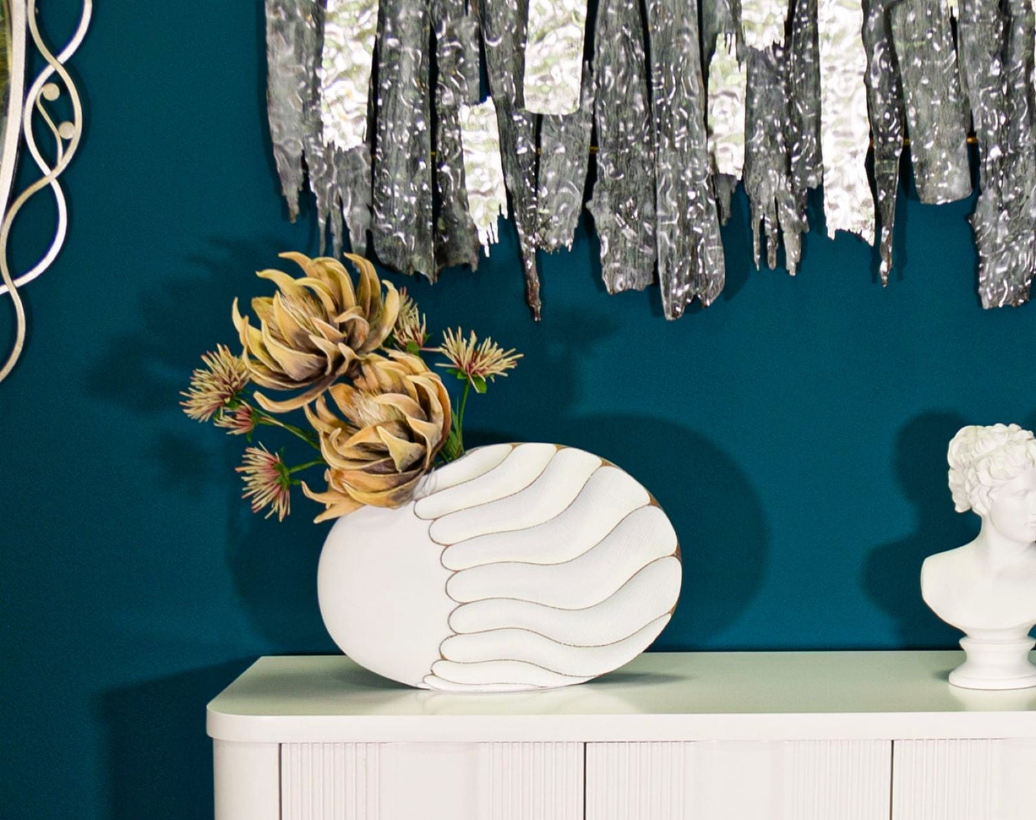 Mauro Ferretti VASE POLYRESIN LINES CM 34X11,5X24,5